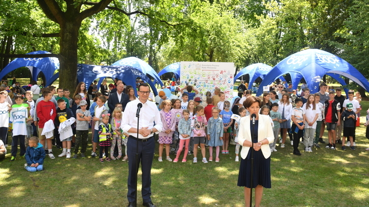 Mateusz Morawiecki i Marlena Maląg