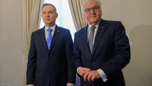 Prezydent RP Andrzej Duda (L) i prezydent Niemiec Frank-Walter Steinmeier (P)