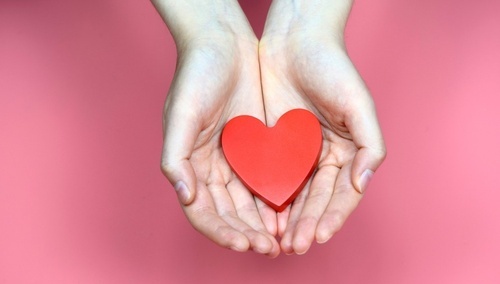 Serce na dłoni - zdjęcie poglądowe