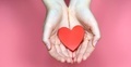 Serce na dłoni - zdjęcie poglądowe