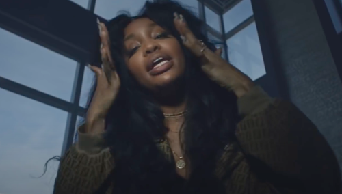 Znana czarnoskóra piosenkarka zażyczyła sobie, żeby sesję zdjęciową robił jej… czarnoskóry fotograf. Magazyn odmówił