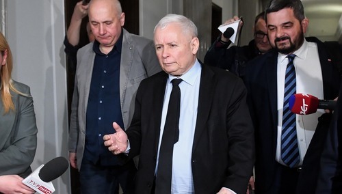 Szef PiS zapytany o Orbána. Stawia mu warunek