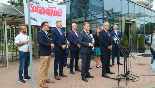 Konferencja prasowa przed PZL Mielec