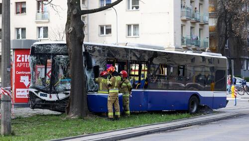 Wypadek autobusu w Krakowie