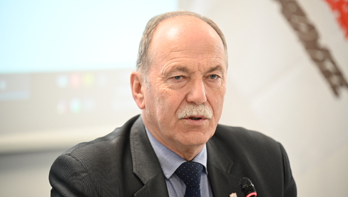 Ryszard Proksa: „Mamy zgodę Ministerstwa na przywrócenie możliwości wcześniejszego odejścia nauczycieli na emeryturę”