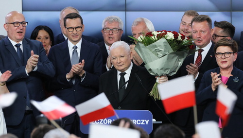 wieczór wyborczy w sztabie PiS