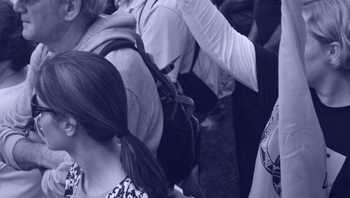 Ludzie. Tłum. Ilustracja poglądowa