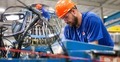 Pracownik w przemyśle, zdjęcie poglądowe