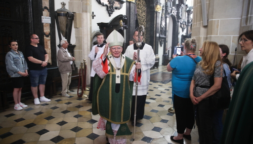 abp Marek Jędraszewski w katedrze na Wawelu