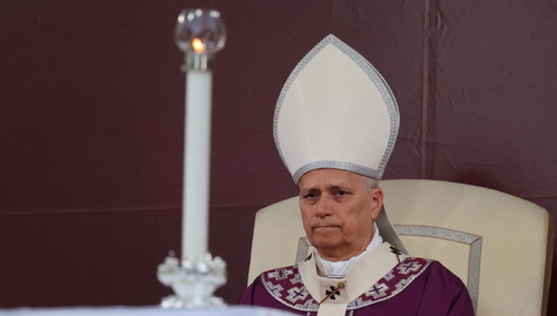 Leon XIV w czasie Mszy św. na Campo Verano