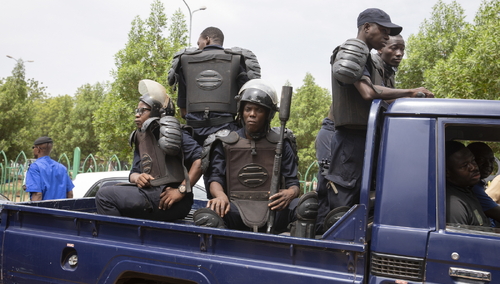 Zamach stanu w Afryce! Pojmani premier i prezydent podali się do dymisji