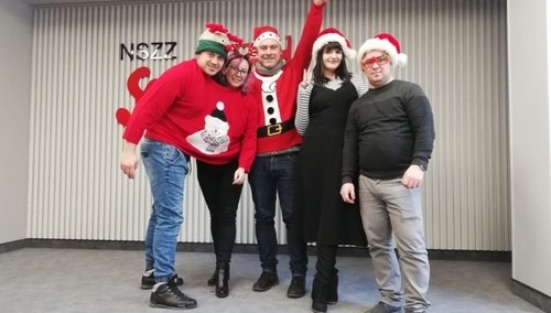 Przedstawiciele KSM zachęcają do dołączenia do akcji Witrualna Choinka 2023