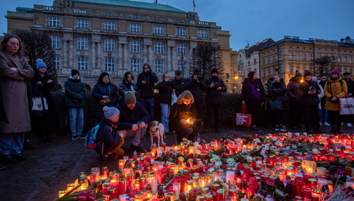 Praga opłakuje ofiary strzelaniny