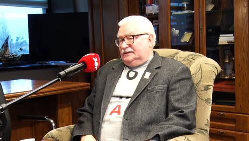 [video] Lech Wałęsa o pieśni wykonanej na jego cześć: "Krótko"