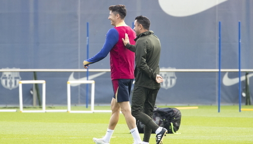 Xavi Hernandez i Robert Lewandowski