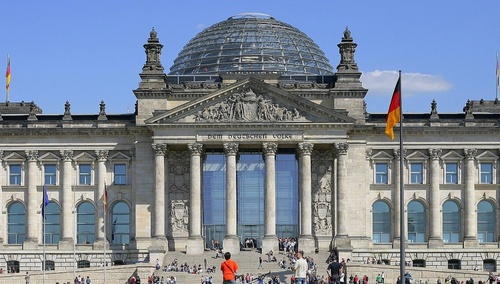 Reichstag - siedziba niemieckiego parlamentu 