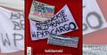 Transparenty protestujących pracowników