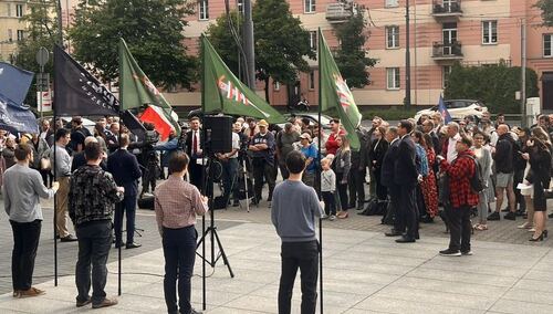 Manifestacja "Ani jednego więcej" w Warszawie