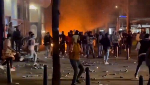 Zamieszki wywołane przez migrantów w Hadze