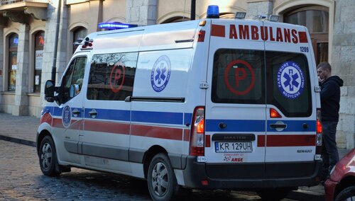 Ukrainiec chciał ukraść spod szpitala karetkę. Miał trzy promile