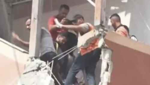 Ratownicy chwilę przed drugim atakiem na szpital