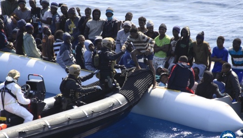 Imigranci uratowani na Morzu Środziemnym