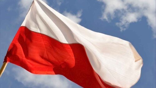 Polska flaga – zdjęcie ilustracyjne