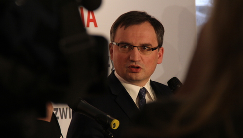 "Odniosę się do spraw natury politycznej". Ziobro zapowiada zabranie głosu ws. kryzysu w koalicji