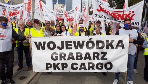 Pikieta pracowników PKP Cargo