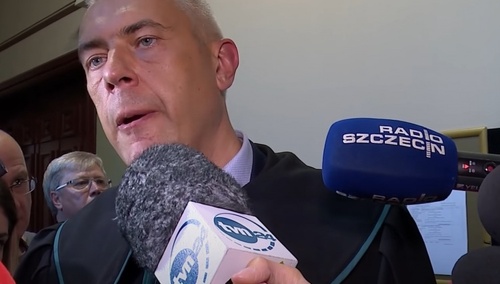 "Nieoficjalnie wiadomo, że ma zapewnione poparcie Tuska". Giertych "prawdopodobnym kandydatem" do zastąpienia Staroń w Senacie