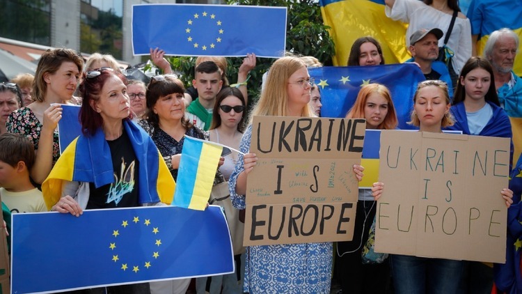 „Historyczny moment”. Unia zdecydowała ws. statusu kandydata dla Ukrainy