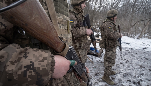 Ukraińscy żołnierze piechoty z batalionu Alcatraz, wchodzącego w skład 93. Brygady Zmechanizowanej „Chołodnyj Jar” Armii