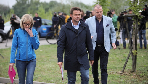 „To jest bardzo poważne oskarżenie pod adresem władz Warszawy”. Mocne słowa szefa KPRM