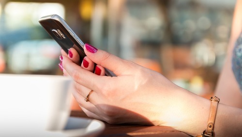 Smartfon / zdjęcie poglądowe