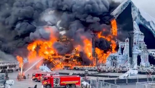 Pali się główna scena Tomorrowland