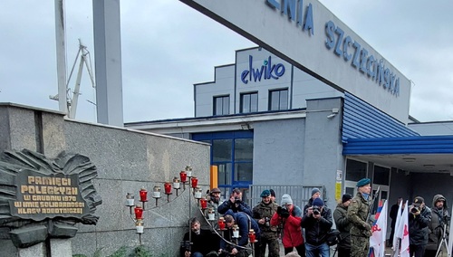 Uroczystości w 53. rocznicę wydarzeń grudniowych w Szczecinie