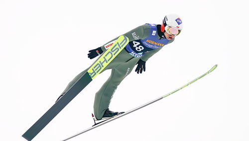 Fatalny start Polaków. "Skoki były okej, ale takie... bez energii"