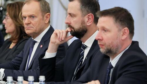 Premier Donald Tusk, szef MON Władysław Kosiniak-Kamysz oraz były szef MSWiA Marcin Kierwiński