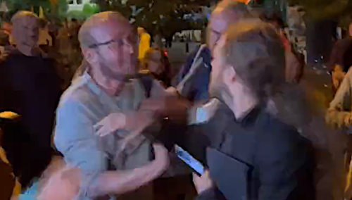 atak na posła Dobromira Sośnierza