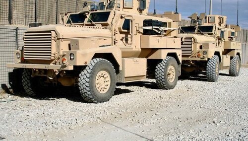 MRAP Cougar 4x4 