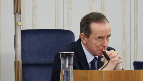 "Łapówki w tajemniczym gabinecie". Nowe informacje ws. "afery kopertowej"