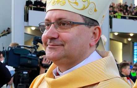 Bp Damian Muskus