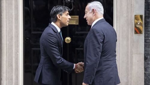 Premier Wielkiej Brytanii Rishi Sunak i premier Izraela Benjamin Netanjahu