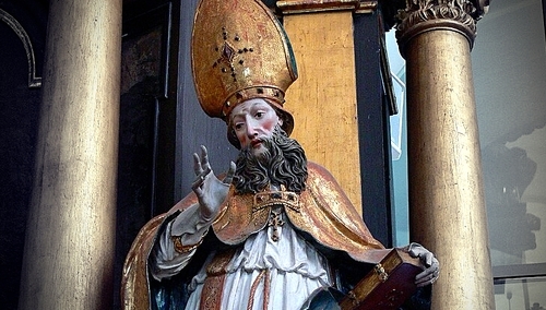 Św. Hilary z Poitiers, figura z kościoła św. Michała w Mondsee
