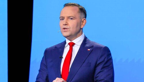 Karol Nawrocki podczas debaty prezydenckiej w TVP