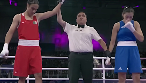 Imane Khelif po zwycięskim pojedynku z d'Angelą Carini