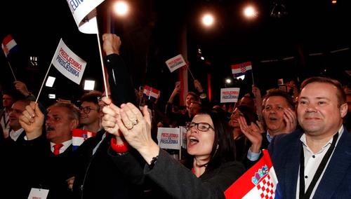 Zwolennicy Zorana Milanovicia na imprezie powyborczej