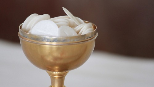 Politycy - muzułmanin i protestant - przystąpili do Eucharystii podczas katolickiego wydarzenia w Niemczech?