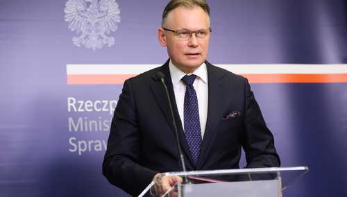 Wiceminister spraw zagranicznych RP Arkadiusz Mularczyk podczas konferencji prasowej w Centrum Prasowym MSZ w Warszawie