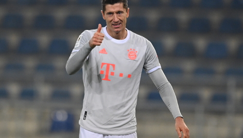 "Nośmy maseczki..." Robert Lewandowski apeluje o odpowiedzialność